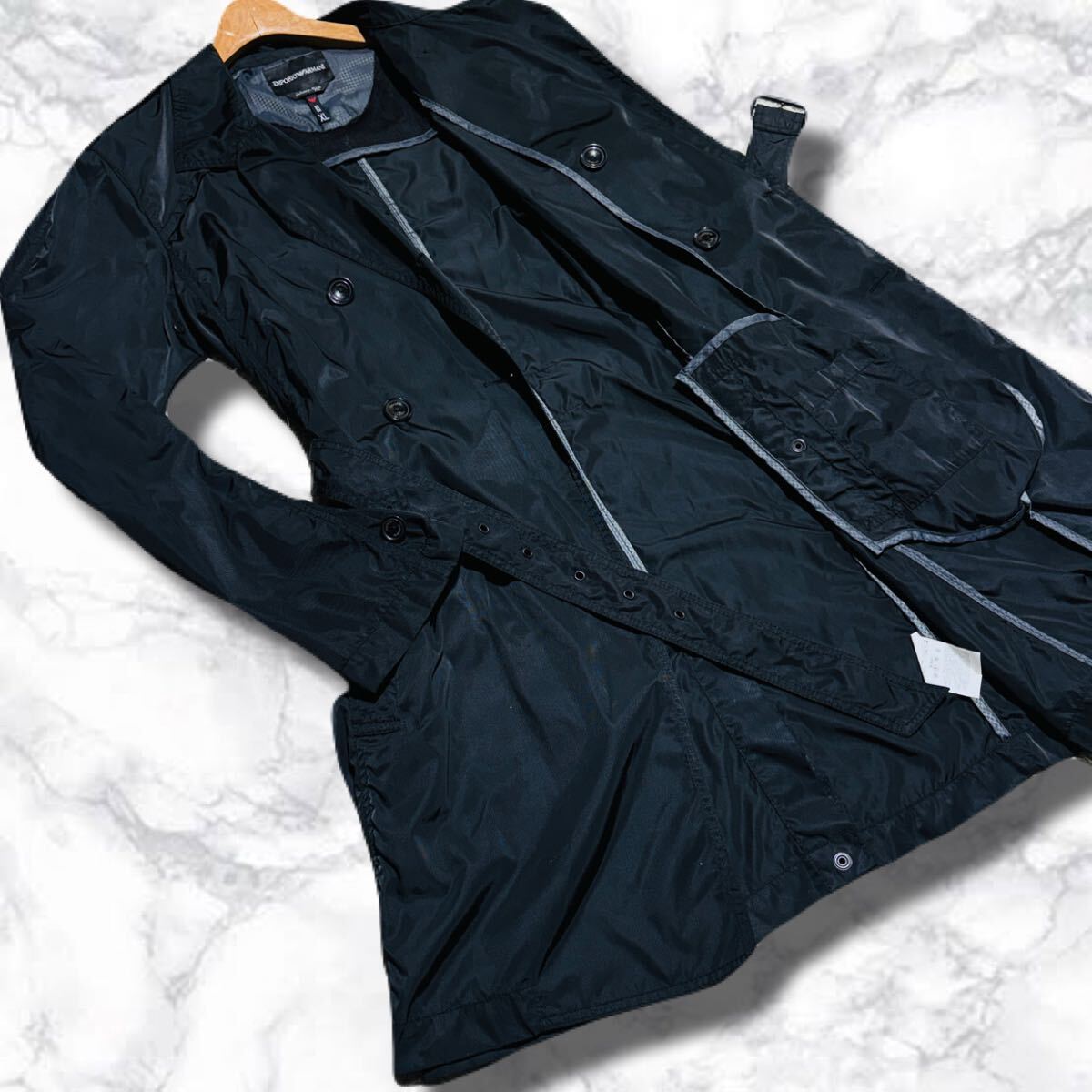 国宝級XLサイズ!!!幻の黒タグ!!!【エンポリオアルマーニ EMPORIO ARMANI】トレンチコート 最高峰の肌触り!!! トロトロ質感◎ ブラック拍卖