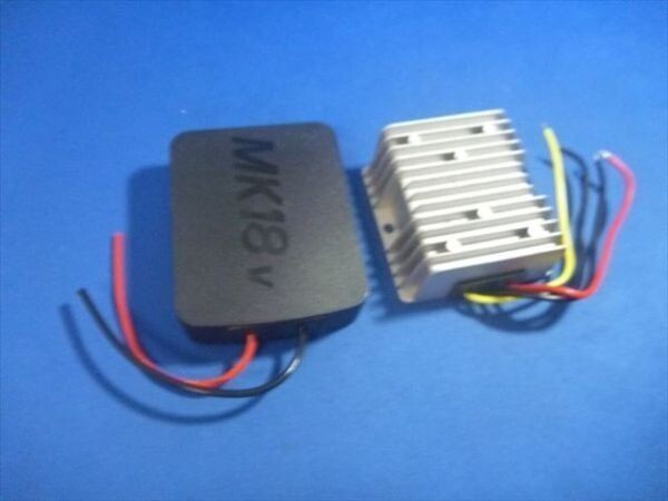 A18V引き出しアダプター+12V20A変換器マキタリチウムイオンバッテリーを利用BL1815 BL1830 BL1840 BL1850 BL1860 BL1890など拍卖