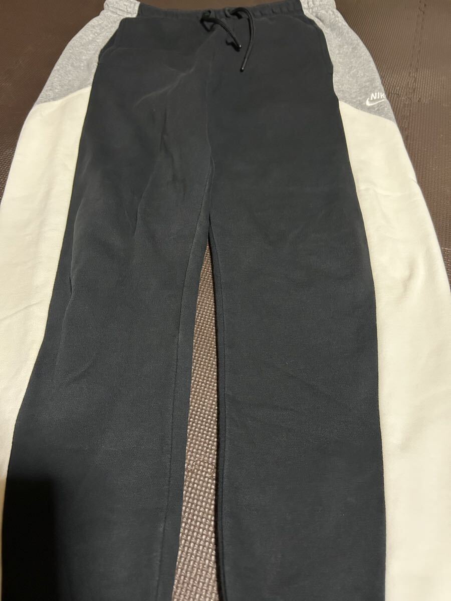 美品NIKEスウェット黒、グレー、白、ロゴ白(刺繍)ストレッチパンツ サイズL拍卖