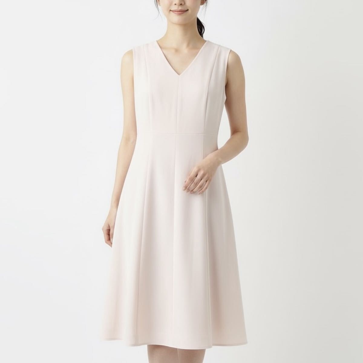 UNIQLO ユニクロ クレープフレアVネックワンピース ピンク ミニワンピース拍卖