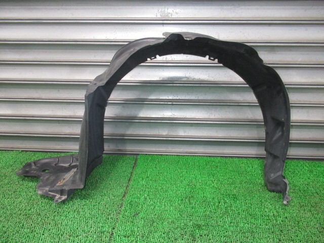 プリウス DAA-ZVW30 右フロントフェンダーライナー 53875-47030 /50632拍卖
