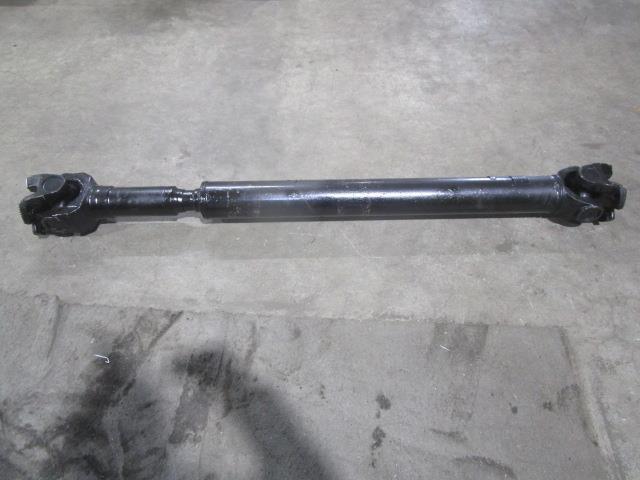 いすゞ大型車 ギガ PDG-CYY77V8J リアプロペラシャフト 後側 リア 1-37125-297-0 TTT /42517拍卖