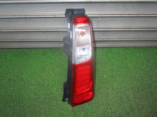 ワゴンR DBA-MH34S 右テールランプ 35650-72M00 トーカイデンソー 35603-72M0 /50585拍卖