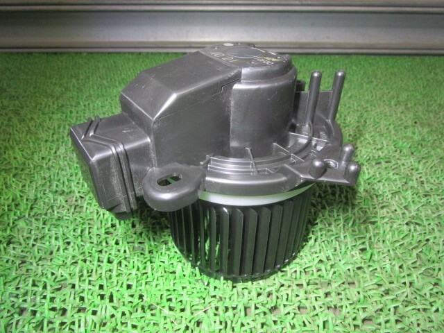 ワゴンR DBA-MH34S ブロアモーター ヒーターモーター 74150-72M00 /50585拍卖
