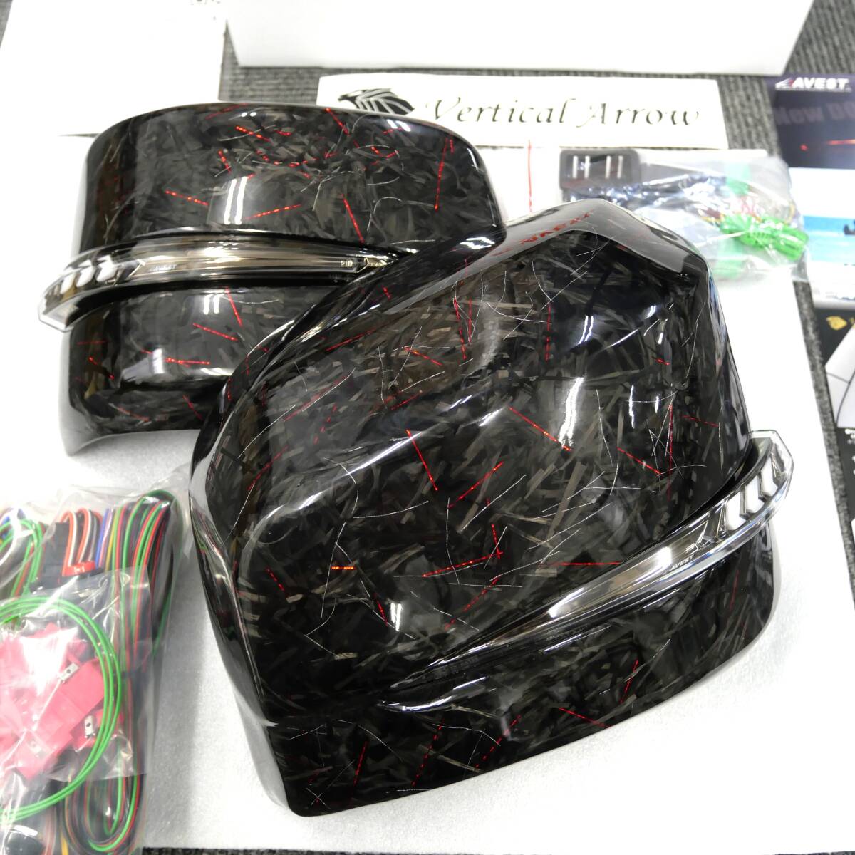 リアルカーボン加工 6型-8型 ハイエース200系 スーパーGL用 LEDドアミラー 流れるウィンカー付カバー 白&青ポジ 左右 AVEST アベスト NEW拍卖