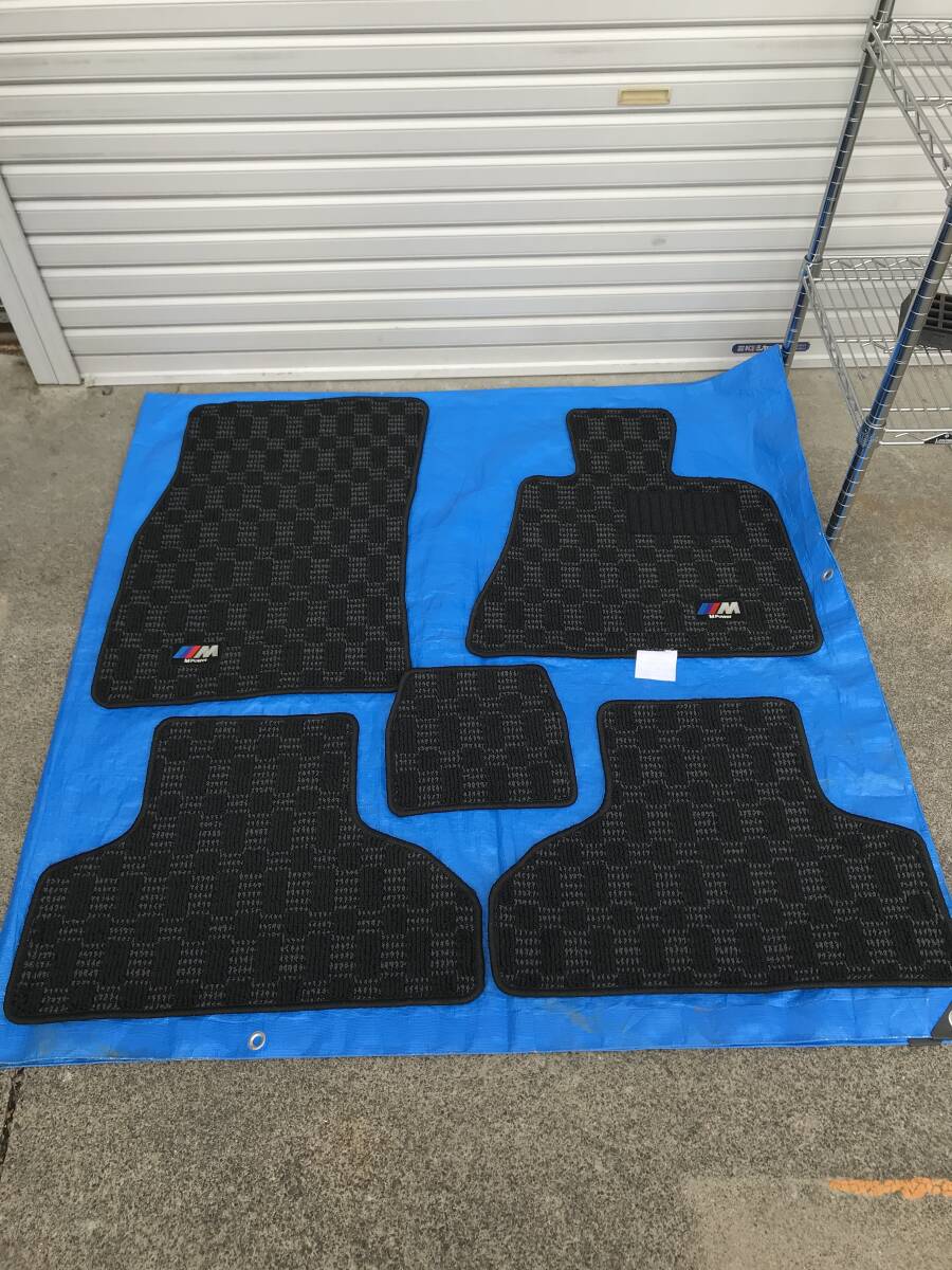 2133 BMW X5(F15/F85)純正 Mフロアマット MPower 右ハンドル用 フロント/リア チェック柄 車内アクセサリー カー用品 内装用品 足元 他拍卖
