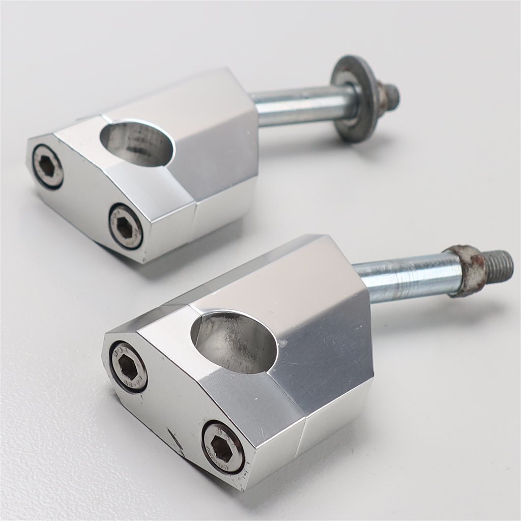 ♪CB1300SF/SB SC54/'03-'20 ハリケーン セットバックホルダー/ハンドルポスト (H1030A06) 検索/CB1100/EX拍卖