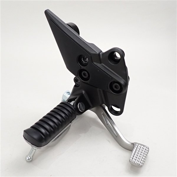 ▼Z1000SX/ZXT00W 純正 右側 メインステップ(K1018G06)拍卖