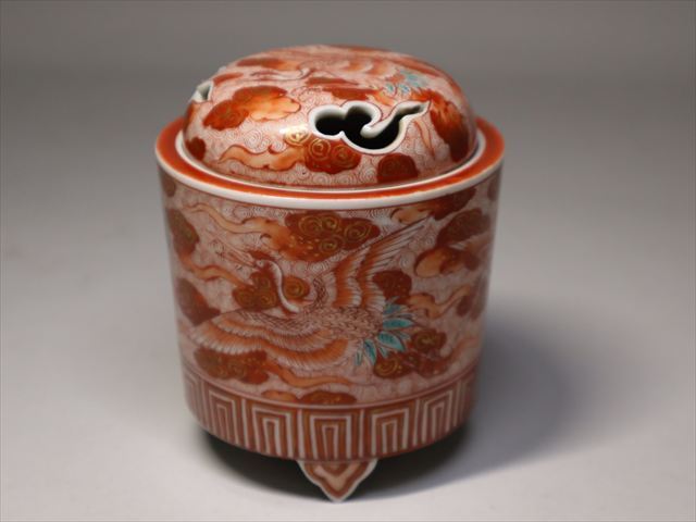 ★江戸後期 再興九谷 宮本屋窯 赤絵金彩 雲鶴図香炉 飯田屋 八郎手拍卖