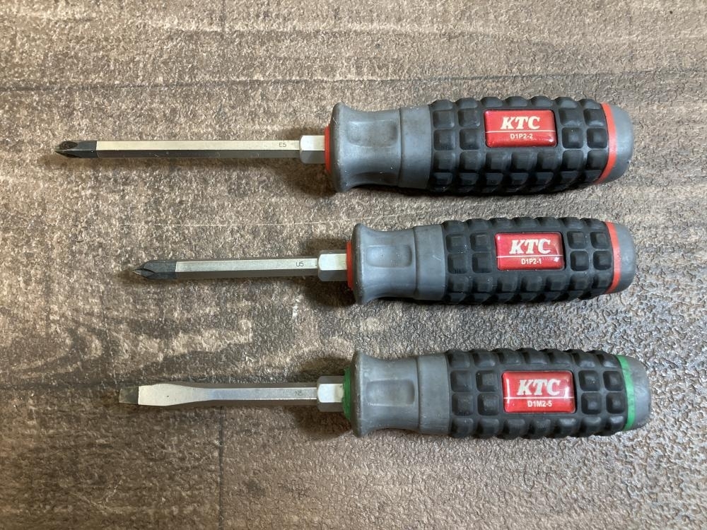 020♪おすすめ品・即決価格♪KTC ドライバ3本セット D1P2-1/-2 D1M2-5 現状品拍卖