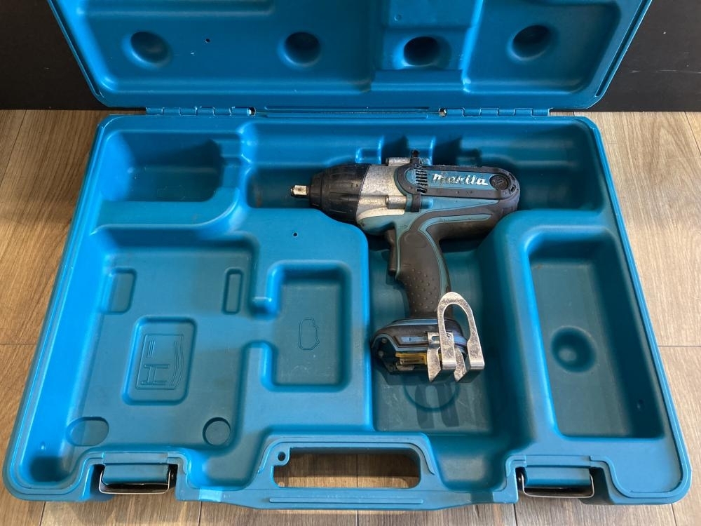 021■ジャンク品■マキタ makita 充電式インパクトレンチ TW450DZ 作動時ブレ非常に多い為ジャンク出品です。拍卖
