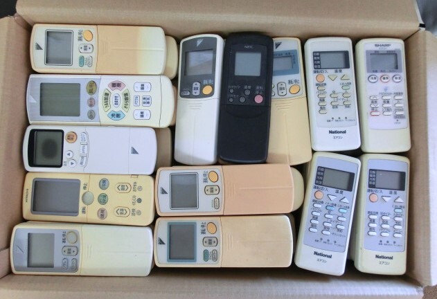 G【MA06-01】【100サイズ】▲ジャンクエアコンリモコンまとめ売り/家電/ダイキン、ナショナル、日立他/リモコン/※ラクガキ有動作未確認拍卖