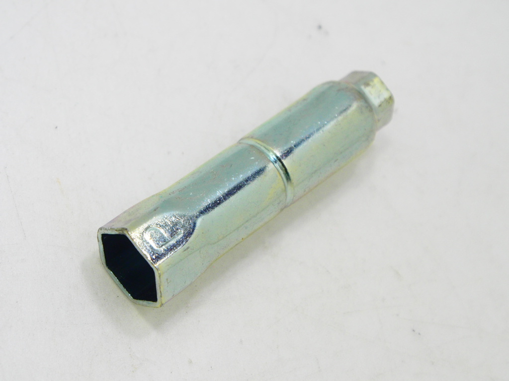 08 C プラグレンチ 8cm カブ110 車載工具 クロスカブ 16mm ハンターカブ CBR VTR VFR スパーダ ホーネット CRF CBSF FZR YZF ZRX バリオス拍卖