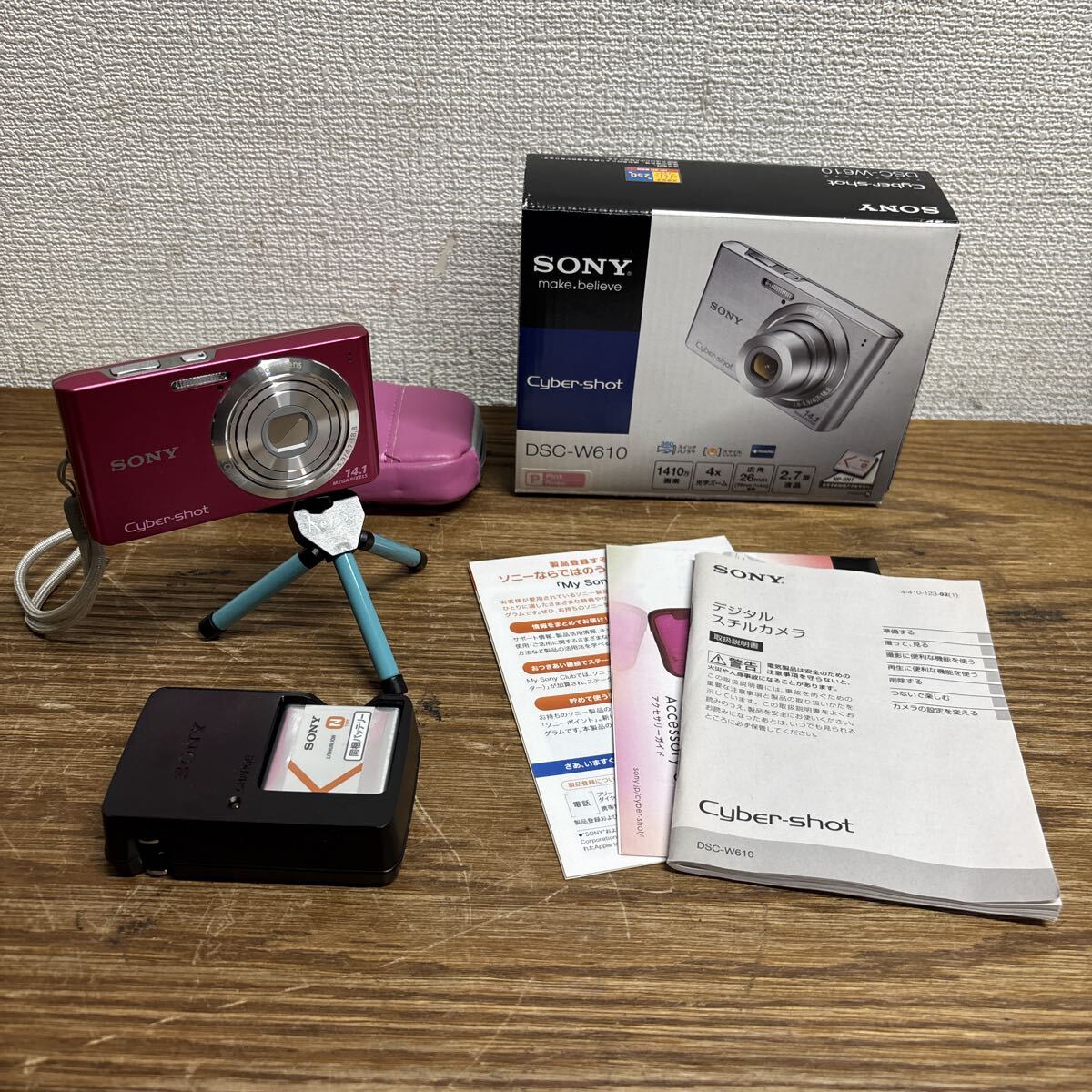 UTN867 SONY Cyber-shot DSC-W610 コンパクトデジタルカメラ デジカメ ピンク スタンド・バッテリー・充電機付き 動作確認済み拍卖