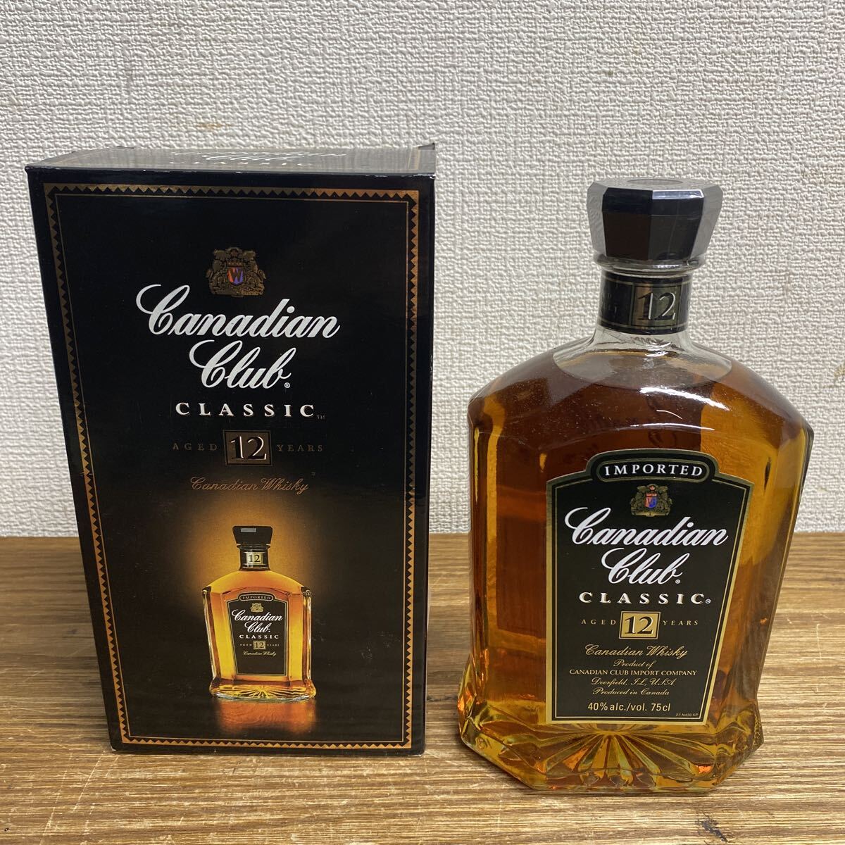 UTM444 【未開栓★】Canadian Club カナディアンクラブ12年 CLASSIC ウイスキー 古酒 750ml拍卖