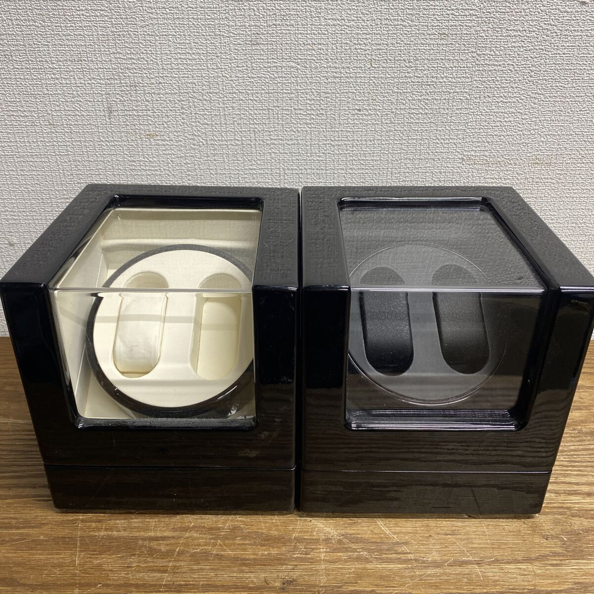 UTM448 ワインディングマシーン 2個 ブラック ホワイト 腕時計 収納 時計自動巻き上げ機 動作未確認 現状品拍卖