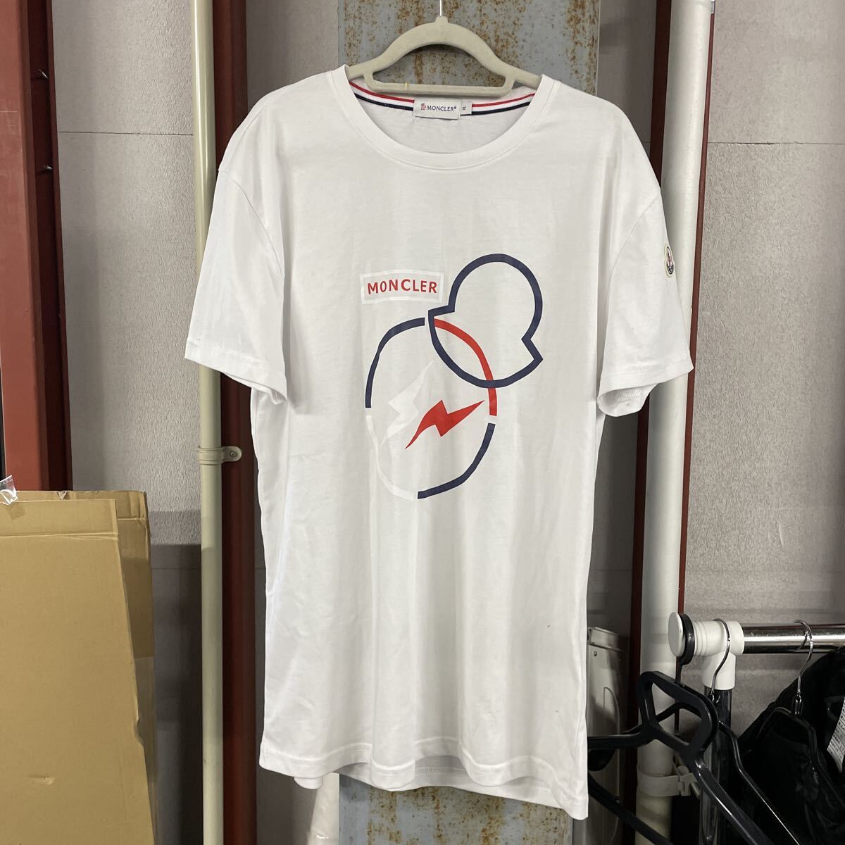 UTT685 MONCLER モンクレール Tシャツ ホワイト 半袖Tシャツ ロゴ XL拍卖