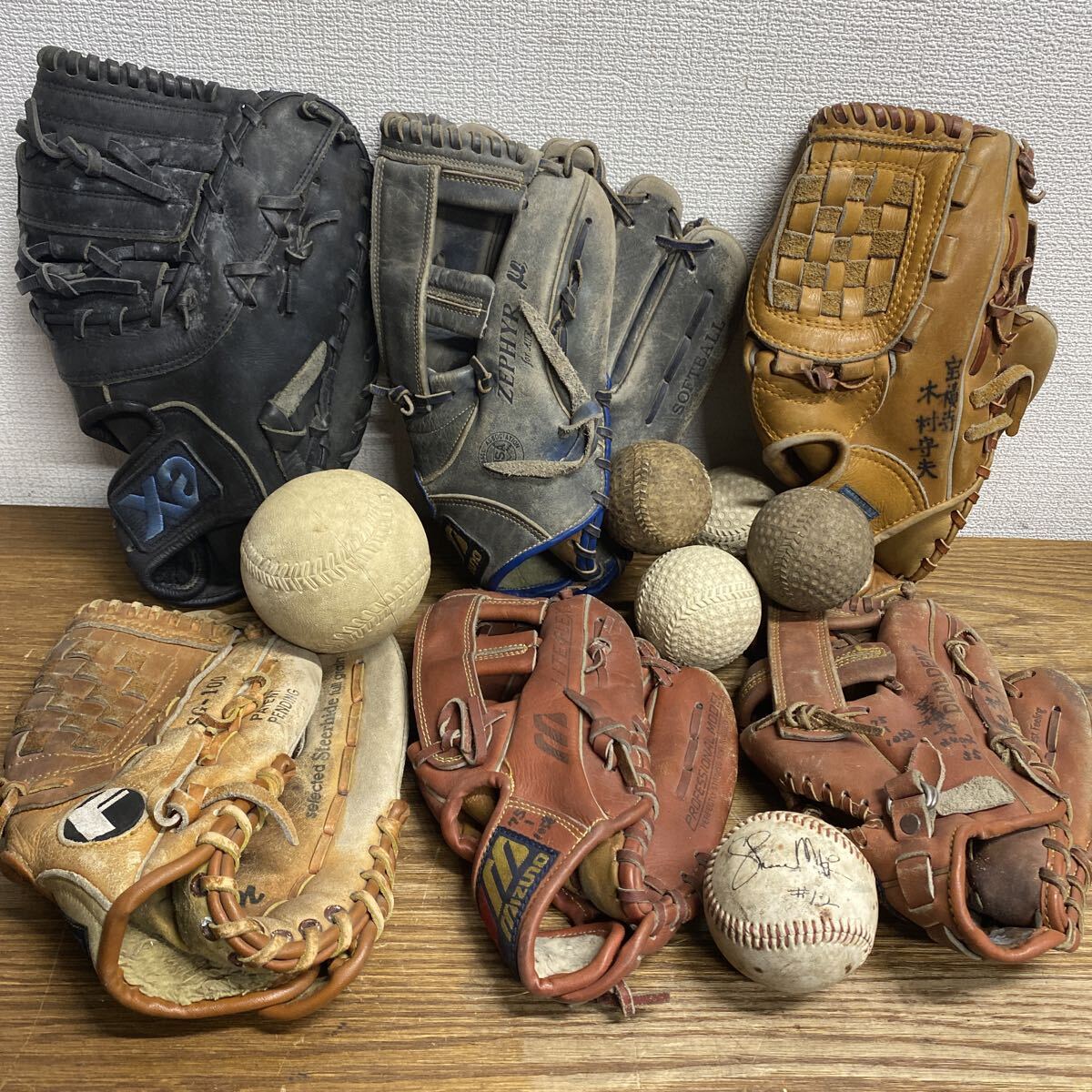 UTM472 【まとめ売り★】グローブ ボール サイン入りボール 野球 ミズノ キャッチャーミット 現状品拍卖