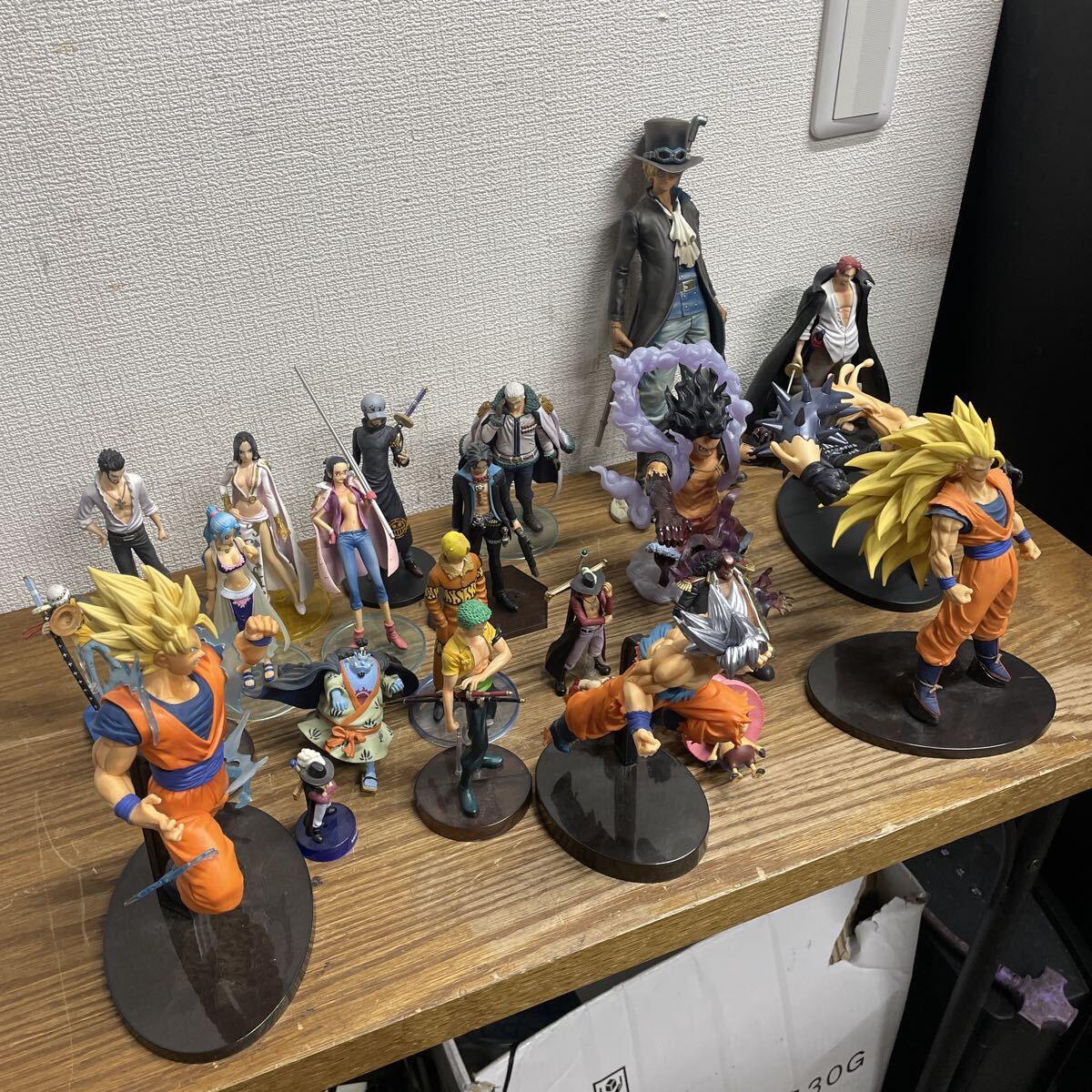 UTT704【まとめ売り★】 ワンピース ドラゴンボール フィギュア フィギュアセット まとめ拍卖