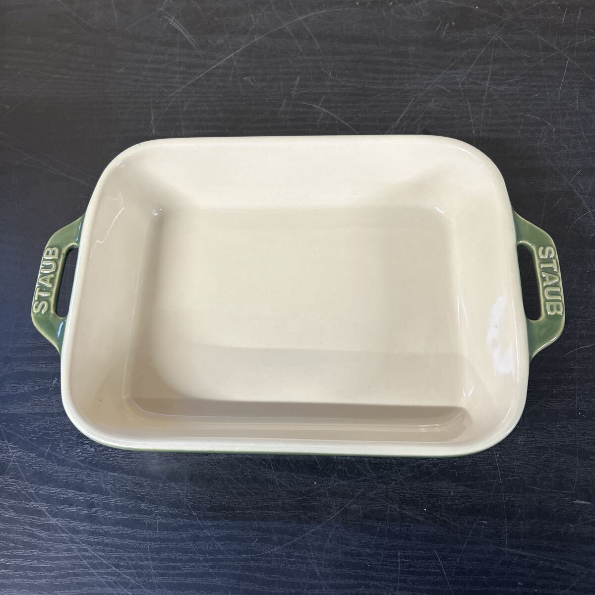 UTH4 STAUB レクタンギュラーディッシュ ストウブ 耐熱皿 耐熱容器 グラタン皿 グリーン拍卖