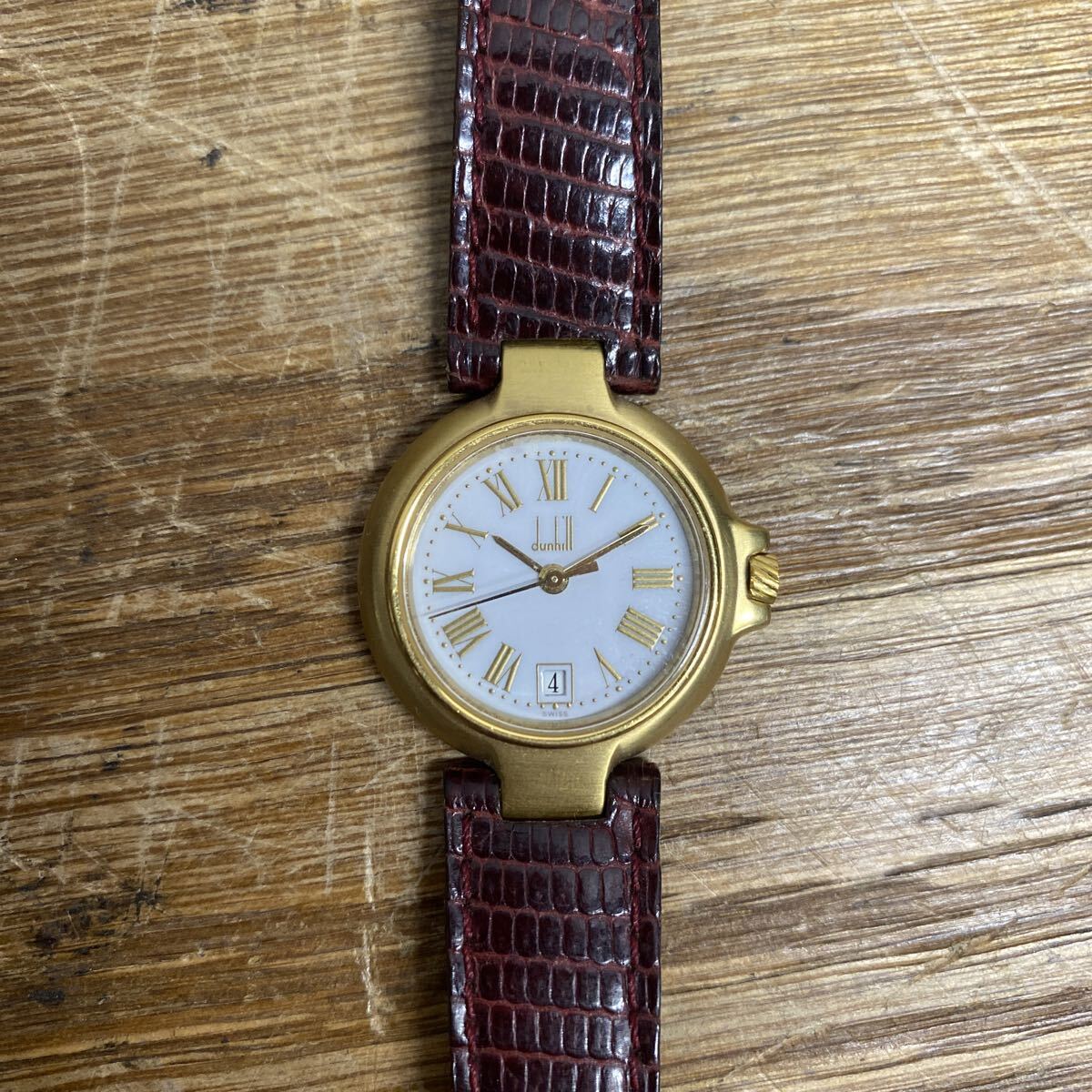 UTM492 dunhill 腕時計 16178 クオーツ ゴールドカラー レディース 箱付き 動作未確認 現状品拍卖
