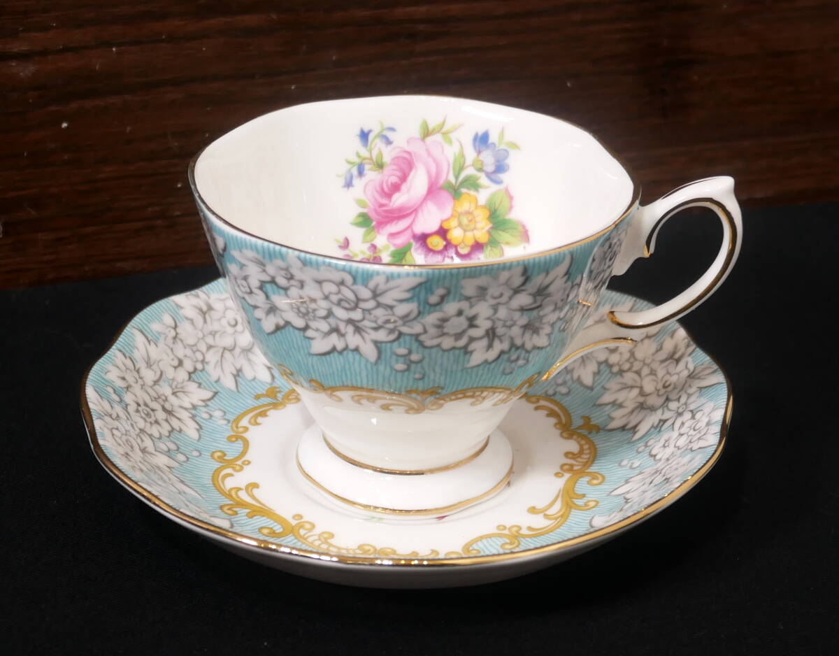 ▲(R706-H118) ALBERT ロイヤルアルバート Enchantment エンチャントメント カップ&ソーサー 1客 花柄 金彩 洋食器拍卖