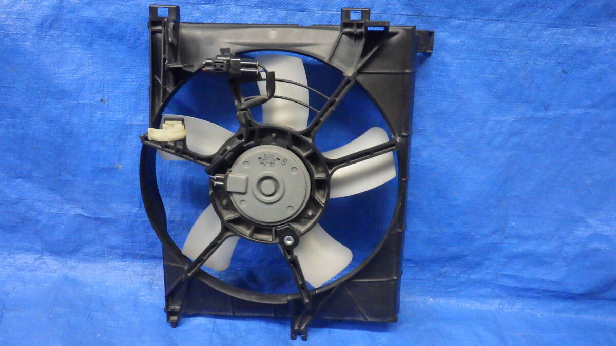 ダイハツ 純正 ムーヴ LA100S LA110S L175S ラジエーターファン ラジエター電動ファン デンソー 168000-1120 動作品 管A220拍卖