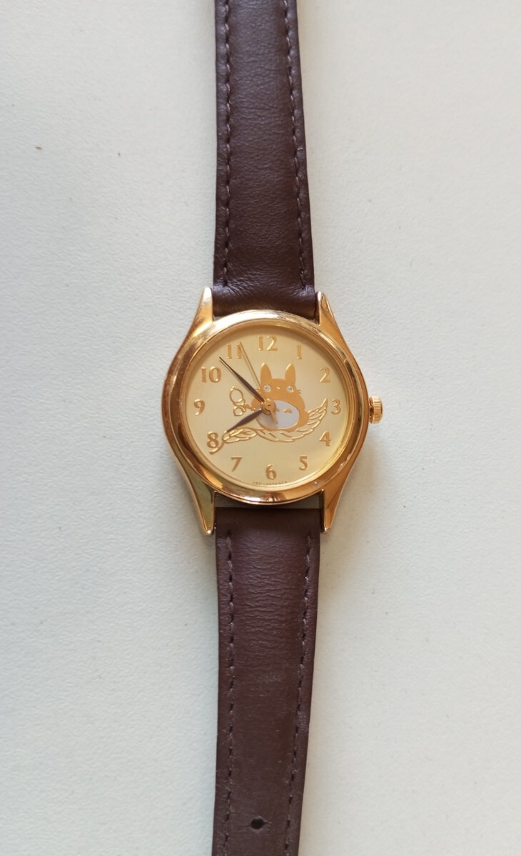 となりのトトロ SEIKO アルバ V821 ムーブメント 不動品 ゴールドカラー 電池交換済 稼働品拍卖