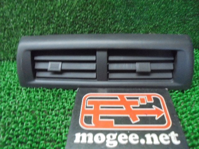 8EK5096AC2 ) トヨタ bB QNC20/QNC25 後期型 純正センターエアコンルーバー拍卖