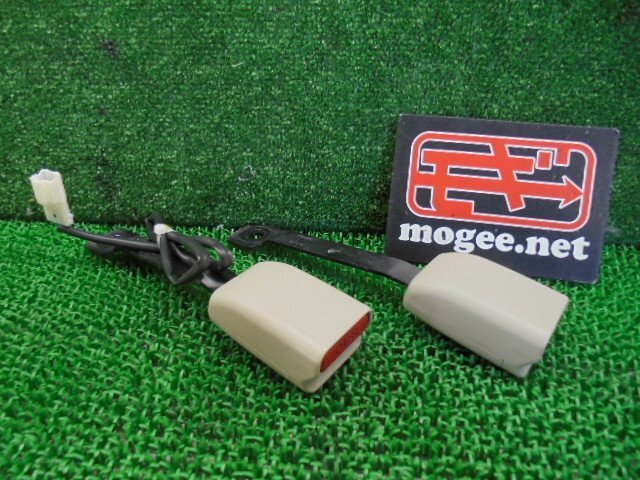8EA5021CJ6 ) スバル インプレッサ GH2 A型 純正フロントシートベルトバックル左右セット拍卖