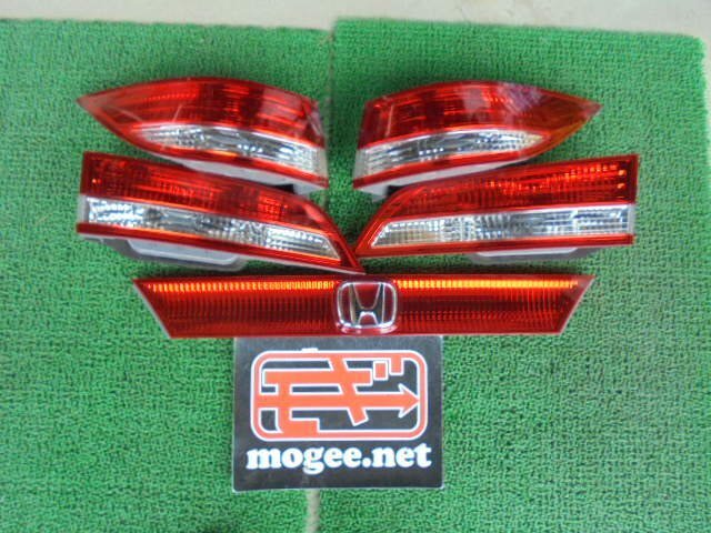 8EG4127BE3 ) ホンダ エリシオン RR3/RR4 後期型 純正テールライト左右+バックドアガーニシュセット拍卖