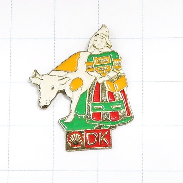 DKG★PINS ピンズ ピンバッチ ピンバッジ ピンバッヂ フランス P1851 Shell シェル DK 女性 デンマーク 民族衣装 牛拍卖