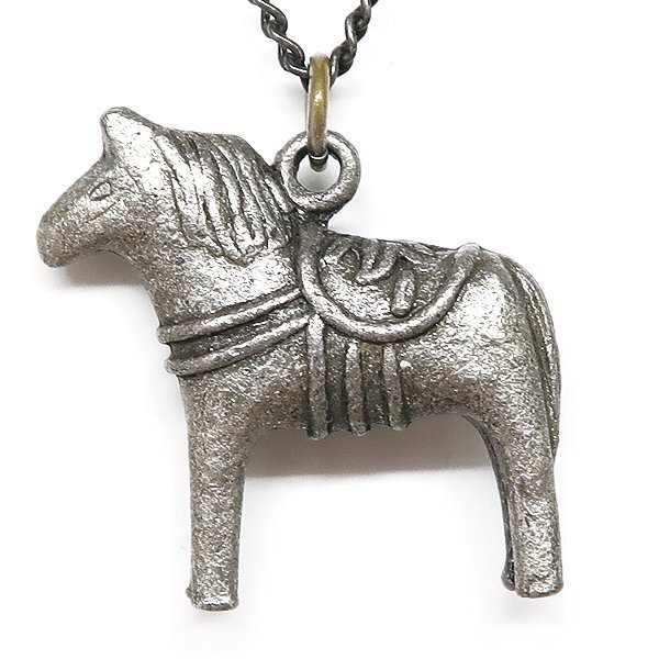DKG★送料無料 BVA659★ 北欧 ダーラナホース ペンダント ネックレス 幸せを運ぶ馬 トップ 馬 チャーム ダーラナホースネックレス拍卖