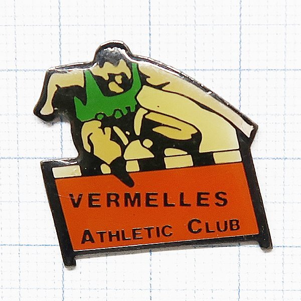 DKG P3322★ PINS ピンズ ピンバッチ ピンバッジ ピンバッヂ VERMELLES ATHLETIC CLUB ヴェルメル アスレチック クラブ 陸上 ハードル拍卖