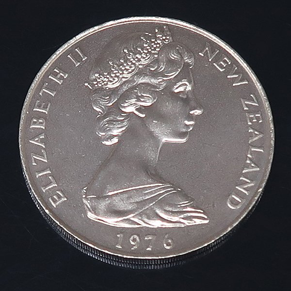 DKG★送料無料 coin660★ 外国古銭 ニュージーランド 1ドル 硬貨 1976年 紋章 十進法通貨の導入 記念硬貨 外国銭 コイン拍卖