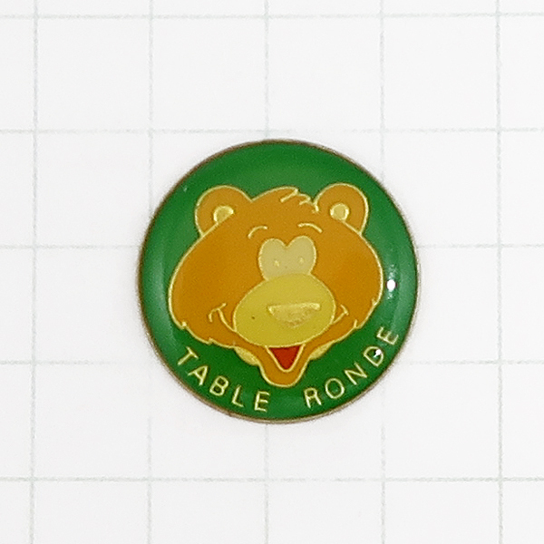 DKG★ PINS ピンズ フランス 雑貨 ピンバッチ ピンバッジ ピンバッヂ P787 TABLE RONDE 円卓会議 熊 ベアー くま 緑拍卖