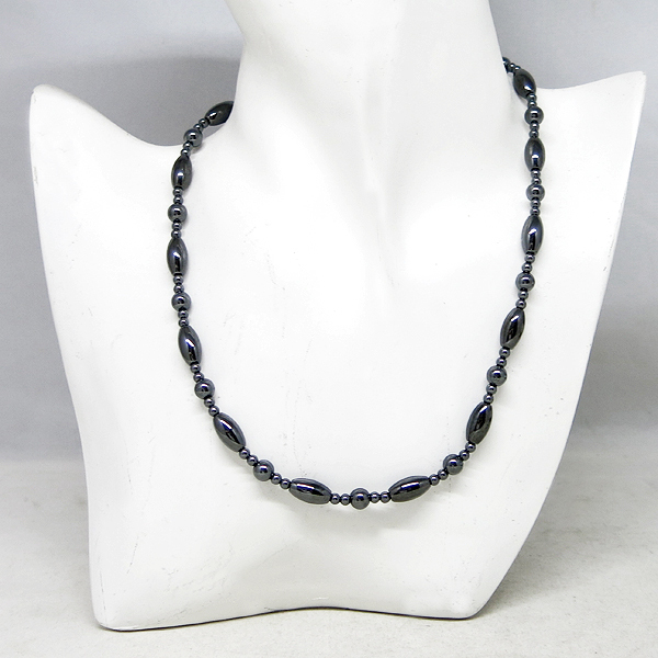 DKG★送料無料★ 新品 美品 ヘマタイト 磁気 ネックレス パワーストーン 赤鉄鉱 メタリックブラック マグネット ネックレス 44cm拍卖