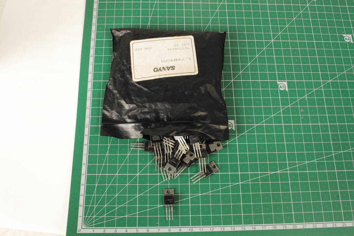 1671//2 半導体 トランジスタ SANYO L78M05 100個セット拍卖
