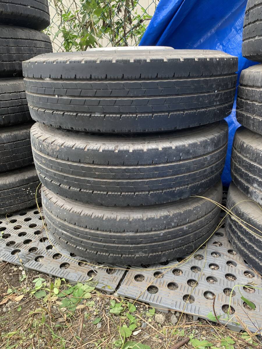 ダンロップ 205/75R16 3本拍卖