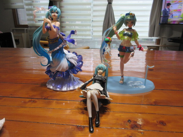 R071006 断捨離 処分「初音ミク マーメイド/スプラッシュパレード/ぬーどるストッパー パーツ欠品」保管品 リメイク用 ジャンク拍卖