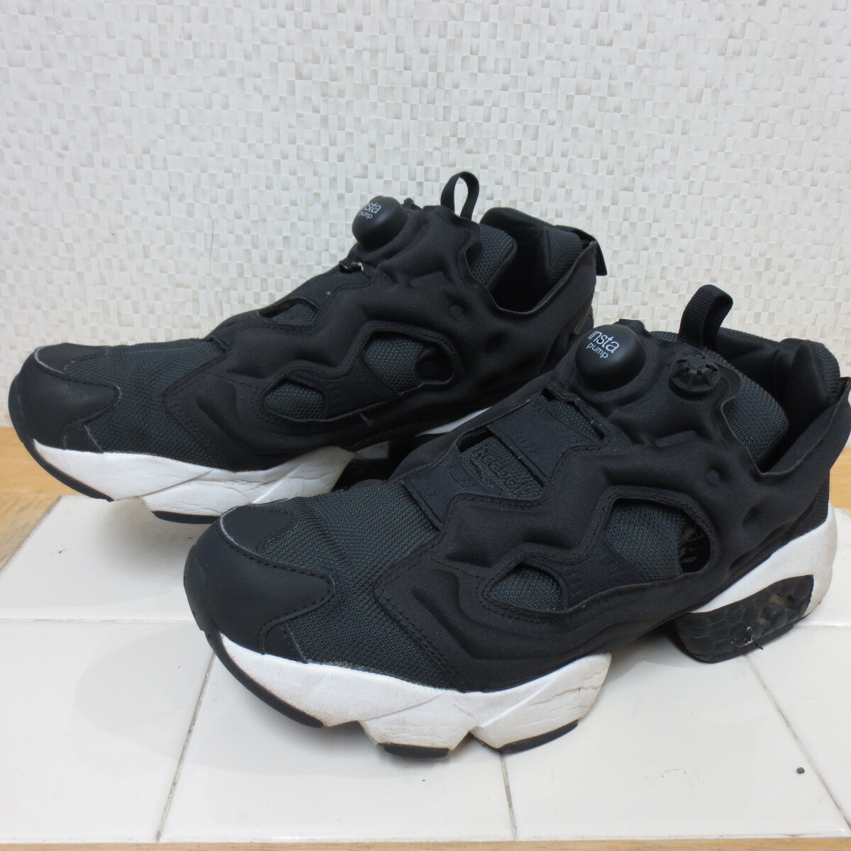 リーボック インスタポンプ フューリー OG 1Y3501 ブラック 26.5㎝ INSTAPUMP FURY OG 佐川急便700円 I10/1拍卖
