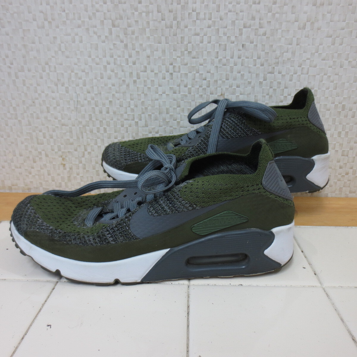 ナイキ エアマックス 90 ウルトラ フライニット 緑 24cm スニーカー NIKE AIR MAX 90 ULTRA 2.0 FLYKNIT レタパ600円 K10/7拍卖