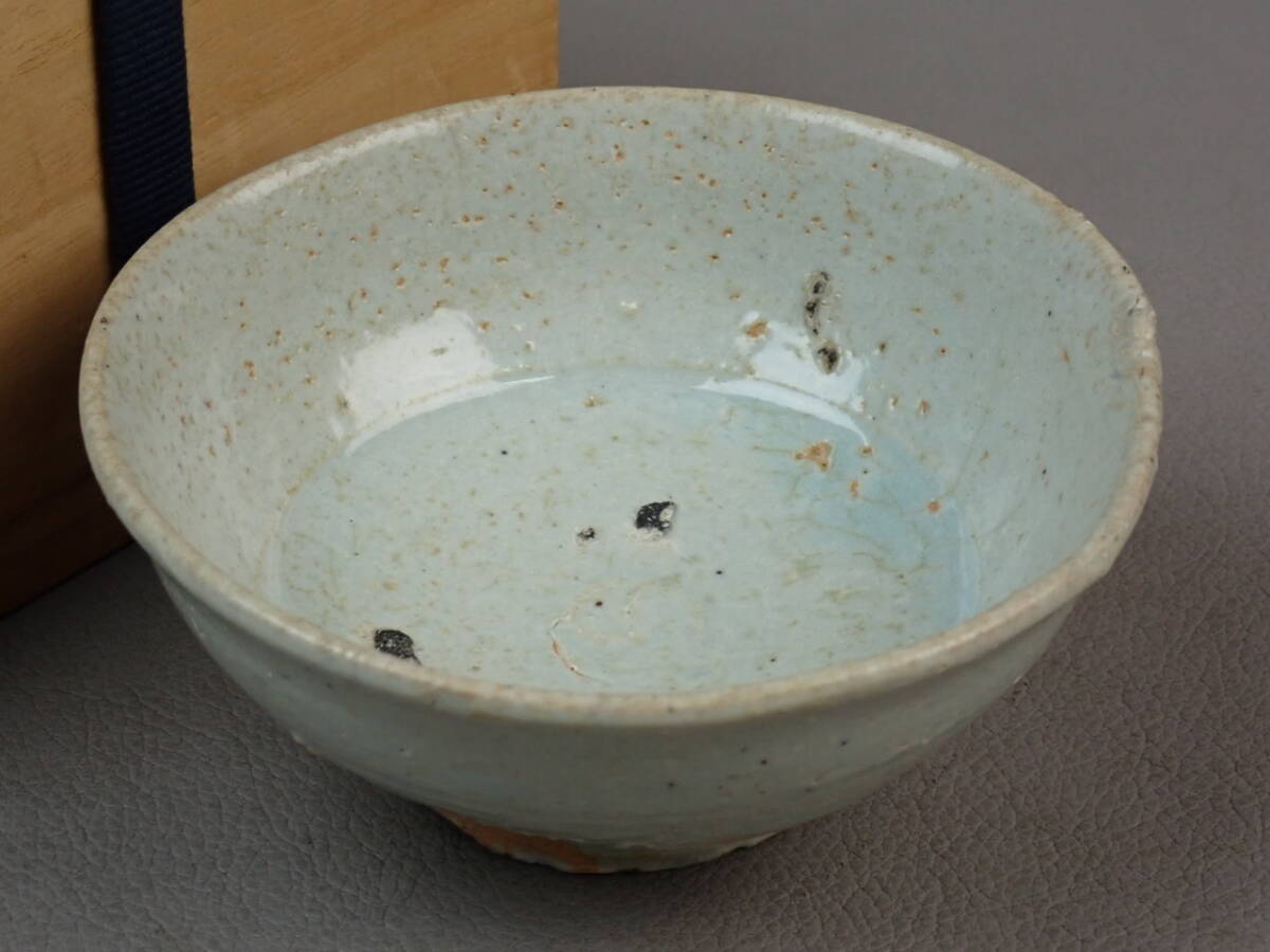 【骨董・茶道具】★李朝★★白磁堅手茶碗 gp026wb 朝鮮美術 酒器拍卖