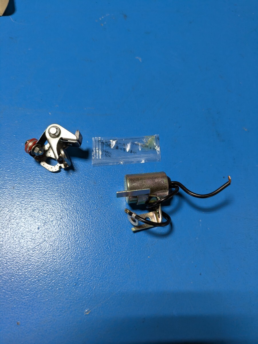 スズキ マメタン50に使えるポイントとコンデンサーのセット 未使用品 RG50 TS50 OR50 NOS pv50?拍卖