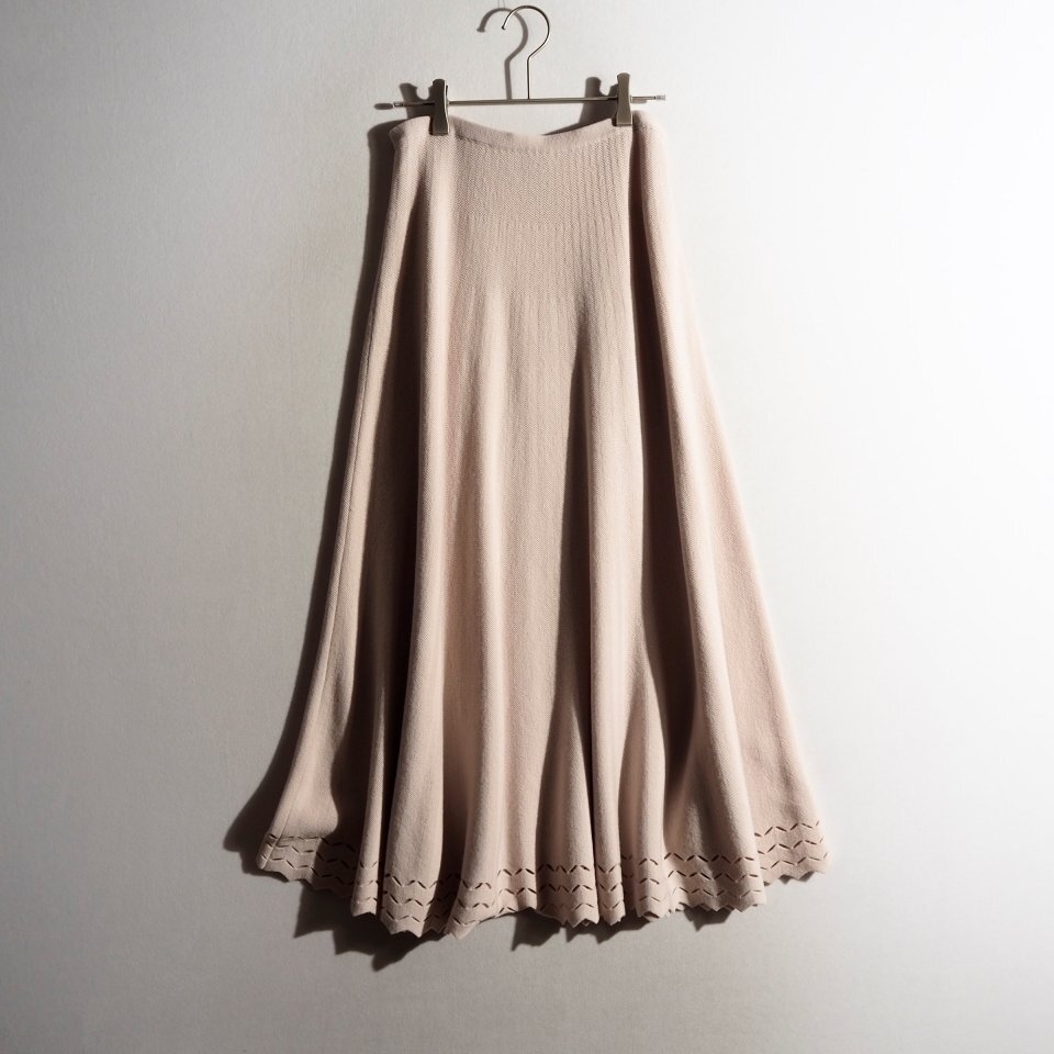 R0129f4 ▼Drawer ドゥロワー▼ 16Gヘムスカラップフレアニットスカート オフホワイト / 6524-106-1469 ウールニット ロング 秋冬 rb mks拍卖