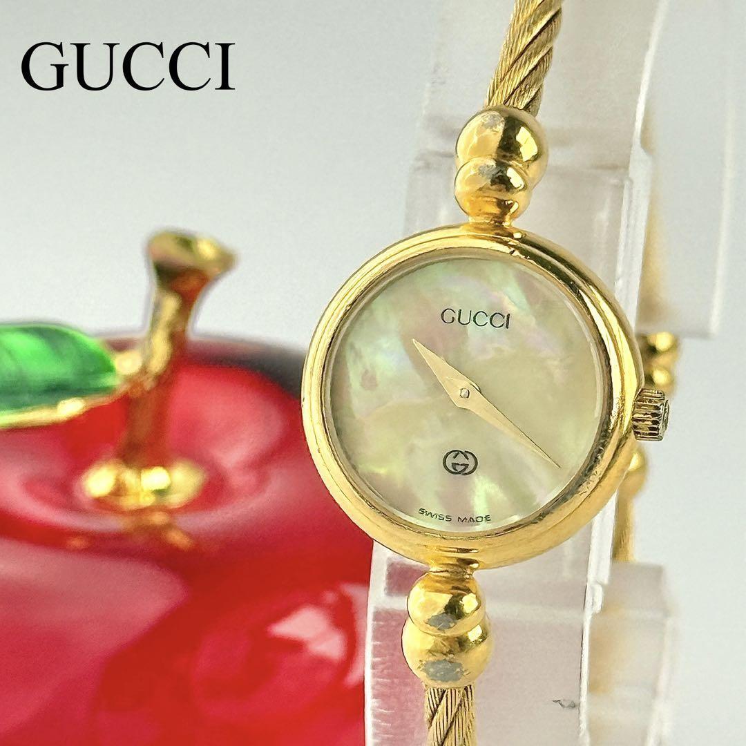 【新品電池】566 グッチ シェル文字盤 レディース バングル ラウンド 人気拍卖