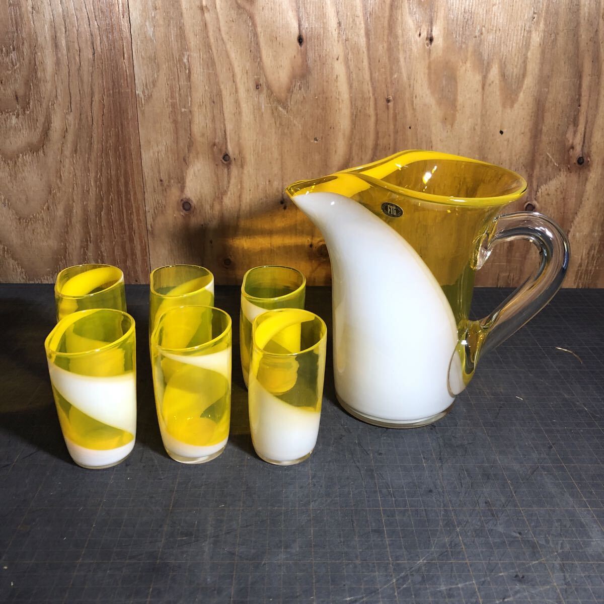 【20033】FTG Multiple Layer Glass ガラス ピッチャー グラス 日本製 福岡 マルティグラス レトロポップ 水差し 工芸品 イエロー 拍卖