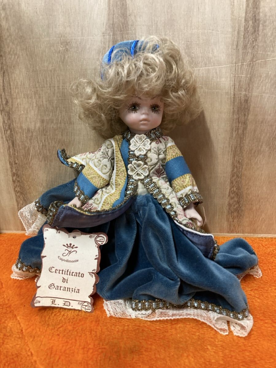 【20518Q143】CAPODIMONTE DOLL カポティモンテ 西洋人形 イタリア 工芸品 カポティモンテの陶器 ビスクドール ドール 高20cm幅12厚み6拍卖