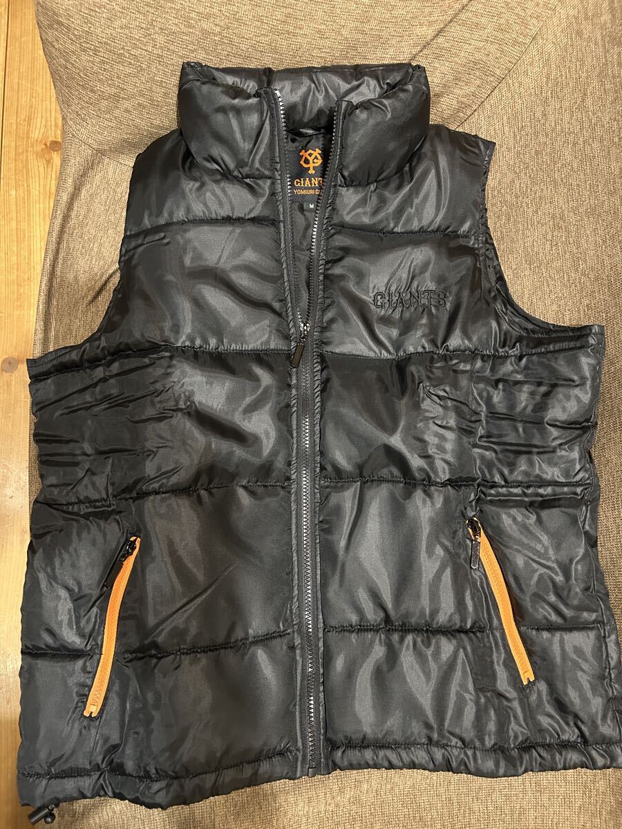 新品未使用 読売ジャイアンツオリジナルベストM GIANTS ORIGINAL VEST M ブラック ダウンベストM拍卖