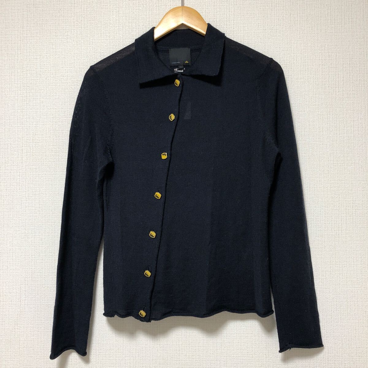 (k) FENDI フェンディ 斜めボタン ロゴボタン ニット カーディガン レディース 長袖 サイズL ウール混 紺 ネイビー拍卖